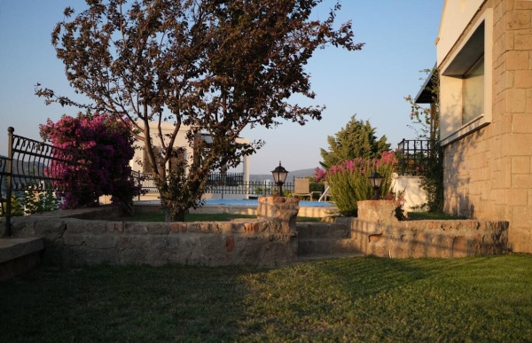 Httpswww.luxcenter.hu - 2025 november - Cikk1.jpg