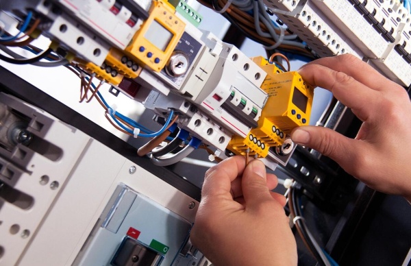 Https- www.elektromax.hu - 2025 november - Cikk2.jpg